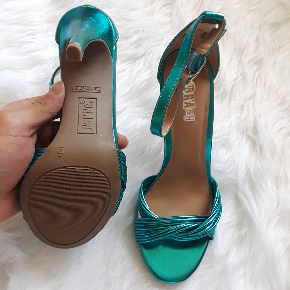 Womens Blue Heels Brand New - Picture 4 of 5